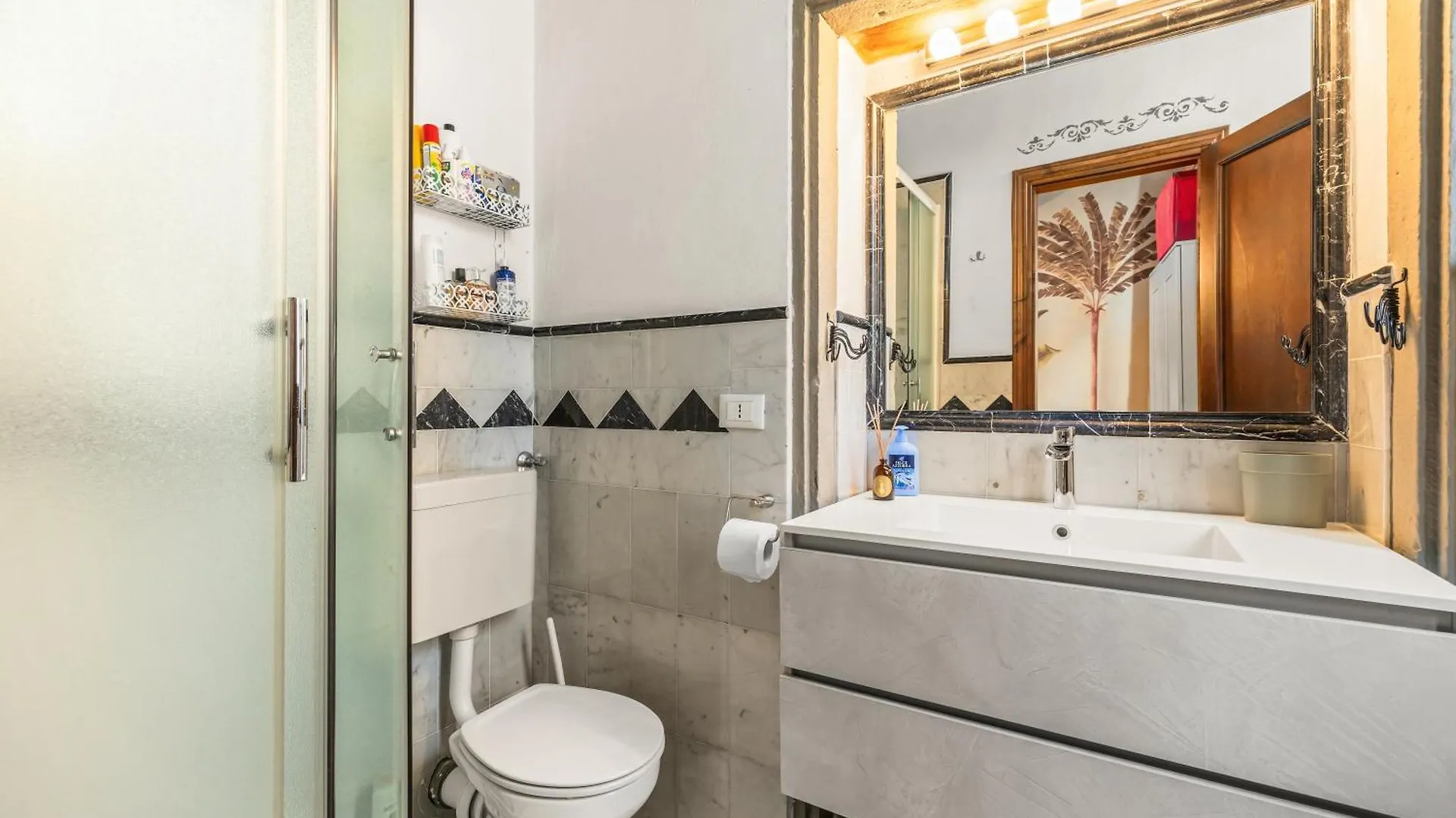 Oltrarno Artisan Residence C&G فلورنس 0*,